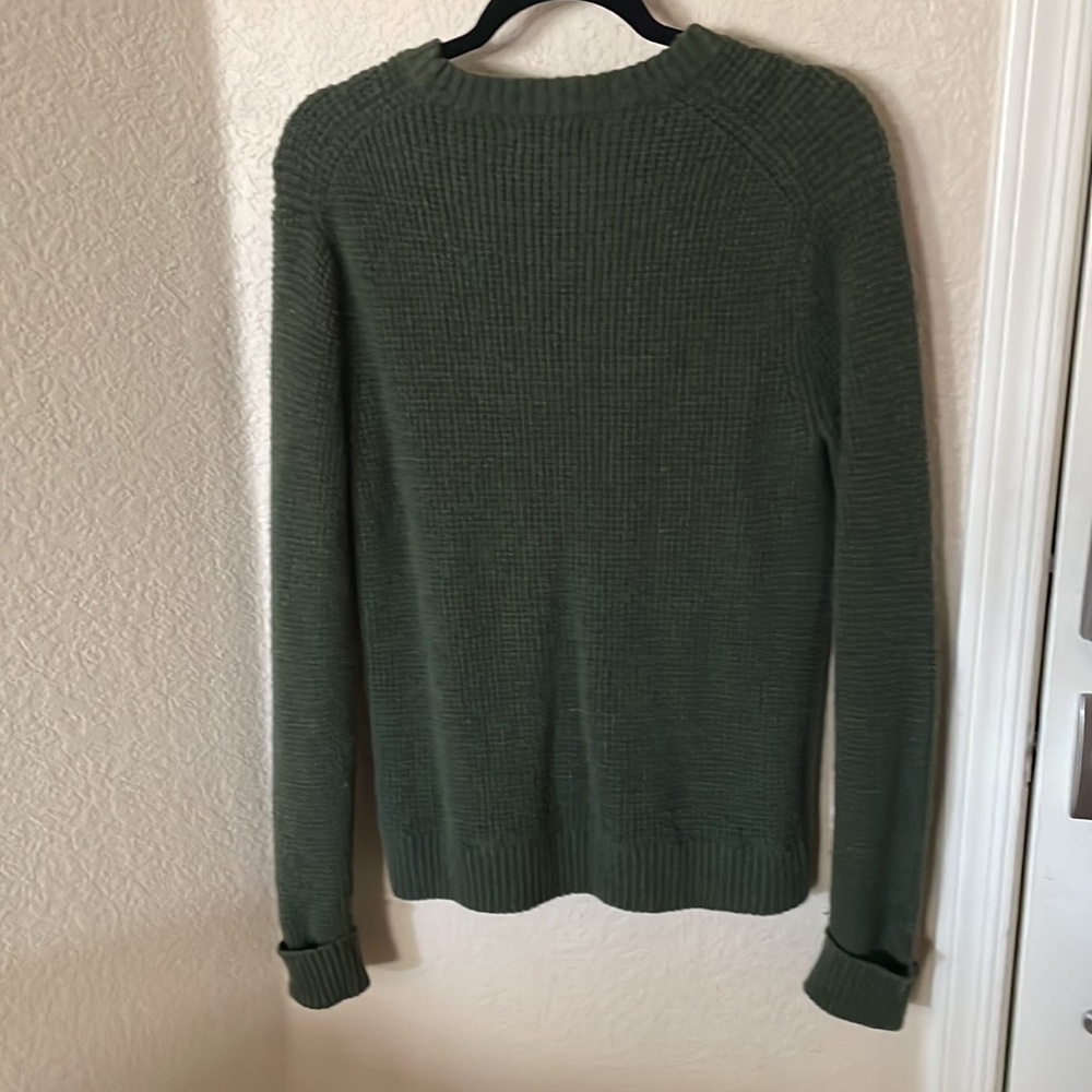 🧥 - Picture 9 of 9